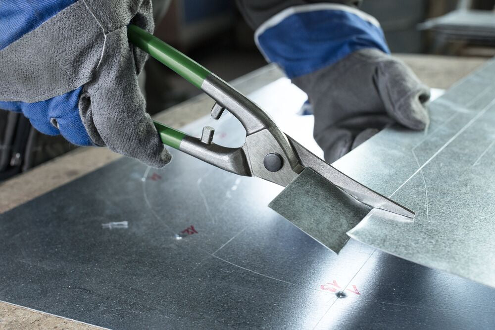 Universalios skardos kirpimo žirklės BESSEY D106-250-SB Universalios skardos kirpimo žirklės BESSEY D106-250-SB