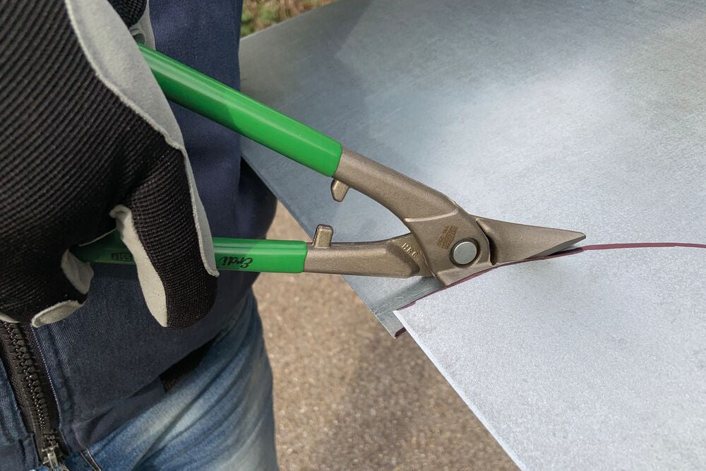 Skardos žirklės D216/D116 – formos ir tiesaus kirpimui Skardos žirklės D216/D116 – formos ir tiesaus kirpimui