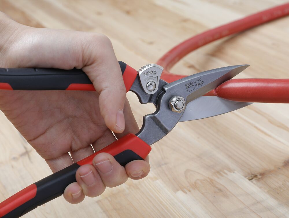 Stiprios universalios kirpimo žnyplės Bessey D52-2 Stiprios universalios kirpimo žnyplės Bessey D52-2