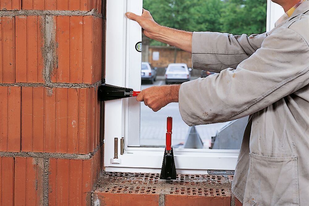 Spaustuvas lango montavimui BESSEY FRK85 Spaustuvas lango montavimui BESSEY FRK85