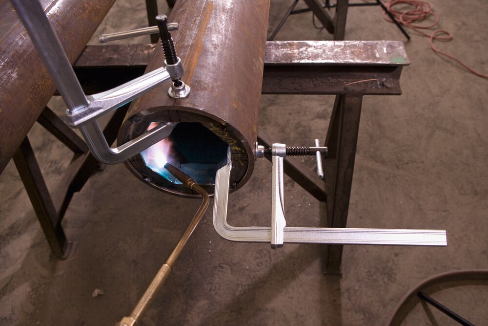 Plieninis sraigtinis ketaus spaustuvas su T - rankena BESSEY GZ-K Plieninis sraigtinis ketaus spaustuvas su T - rankena BESSEY GZ-K