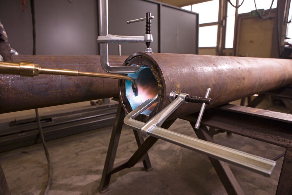 Plieninis sraigtinis ketaus spaustuvas su T - rankena BESSEY GZ-K Plieninis sraigtinis ketaus spaustuvas su T - rankena BESSEY GZ-K