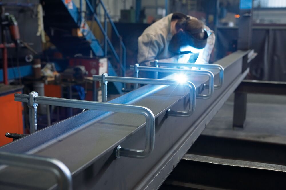 U-formos plieninis spaustuvas BESSEY SGU su svirtimi U-formos plieninis spaustuvas BESSEY SGU su svirtimi