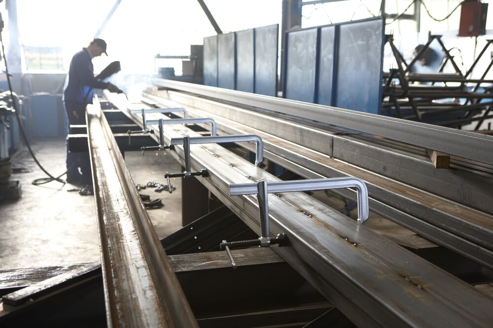 Didelės suspaudimo jėgos plieninis spaustuvas BESSEY SLM Didelės suspaudimo jėgos plieninis spaustuvas BESSEY SLM