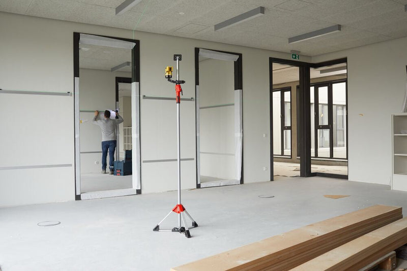 Trikojis stovas teleskopinėms atramoms STE-BS