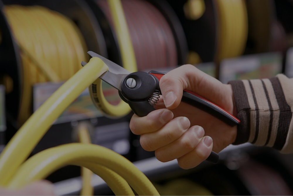 Universalios žirklės