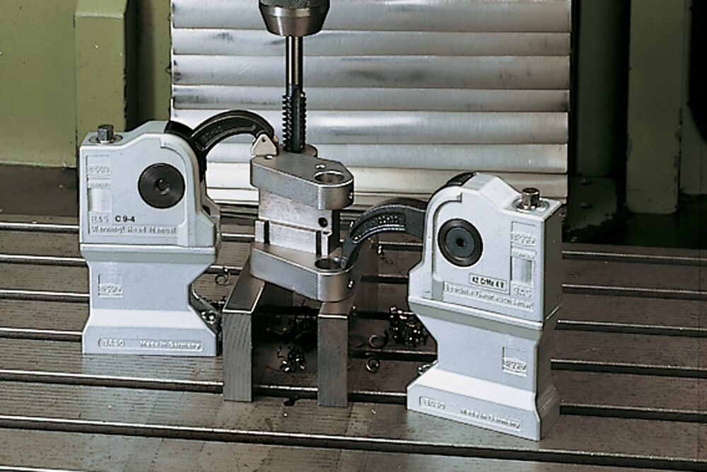 Staklių spaustuvas BAS-C kompaktiškas atvira tvirtinimo anga