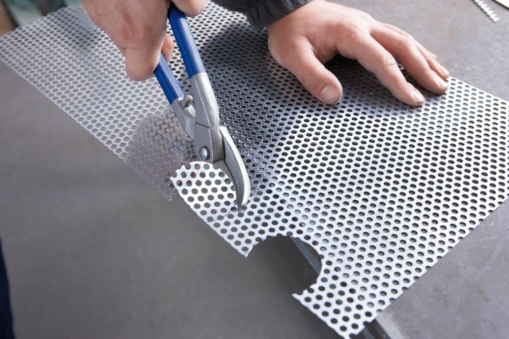 Skardos kirpimo žirklės Bessey D208 – lenktais ašmenimis