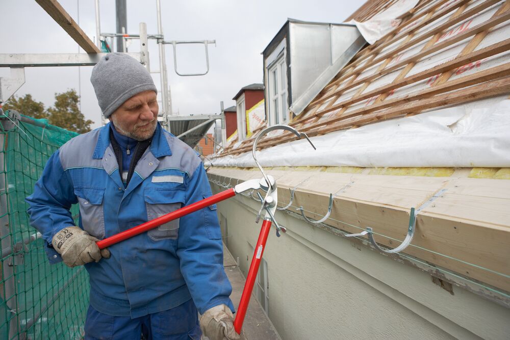 Lietvamzdžių laikiklių lankstymo replės Bessey D396