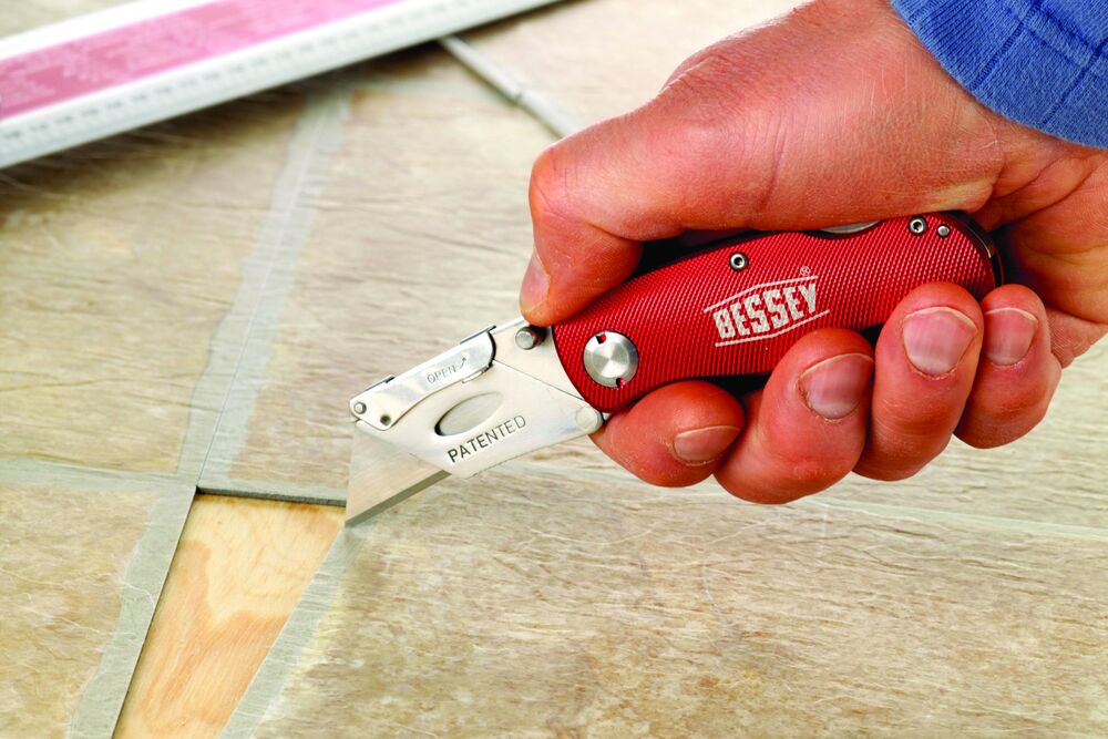 Sulankstomas peilis Bessey  DBKAH-EU