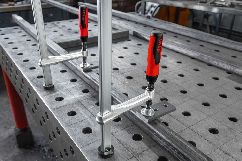 Suvirinimo stalo spaustuvai metalui Bessey TW