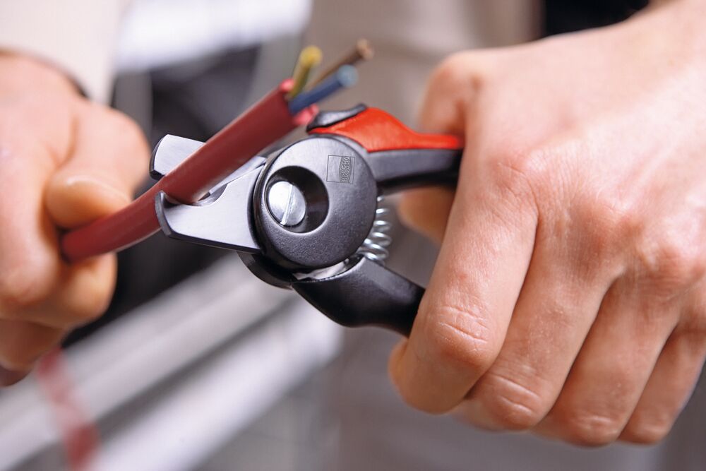 Kabelių kirpimo žirklės BESSEY D49-2