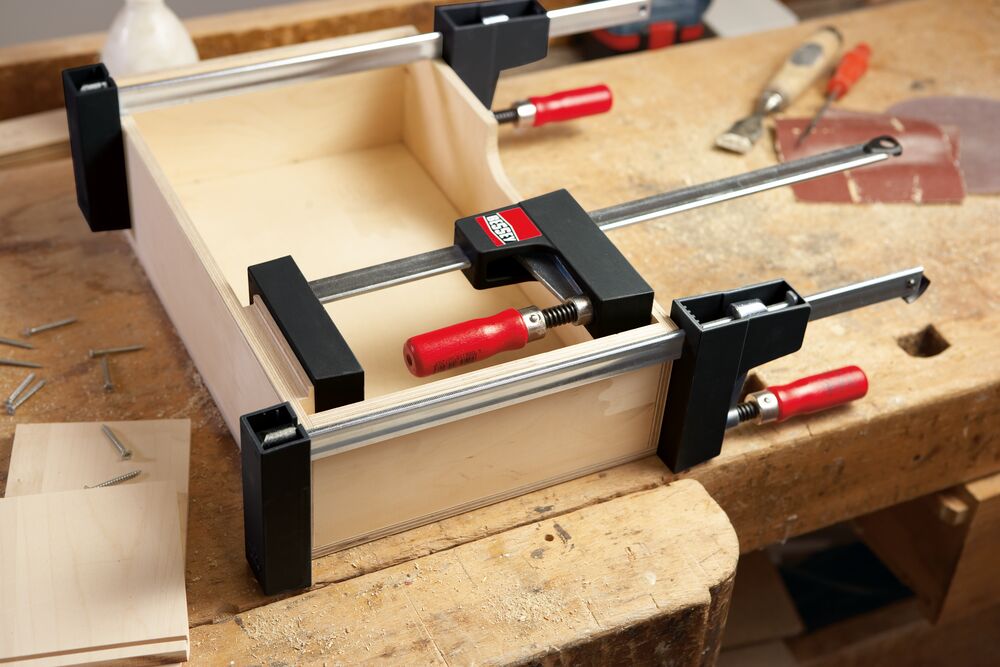 Korpusinis spaustuvas BESSEY UniKlamp UK