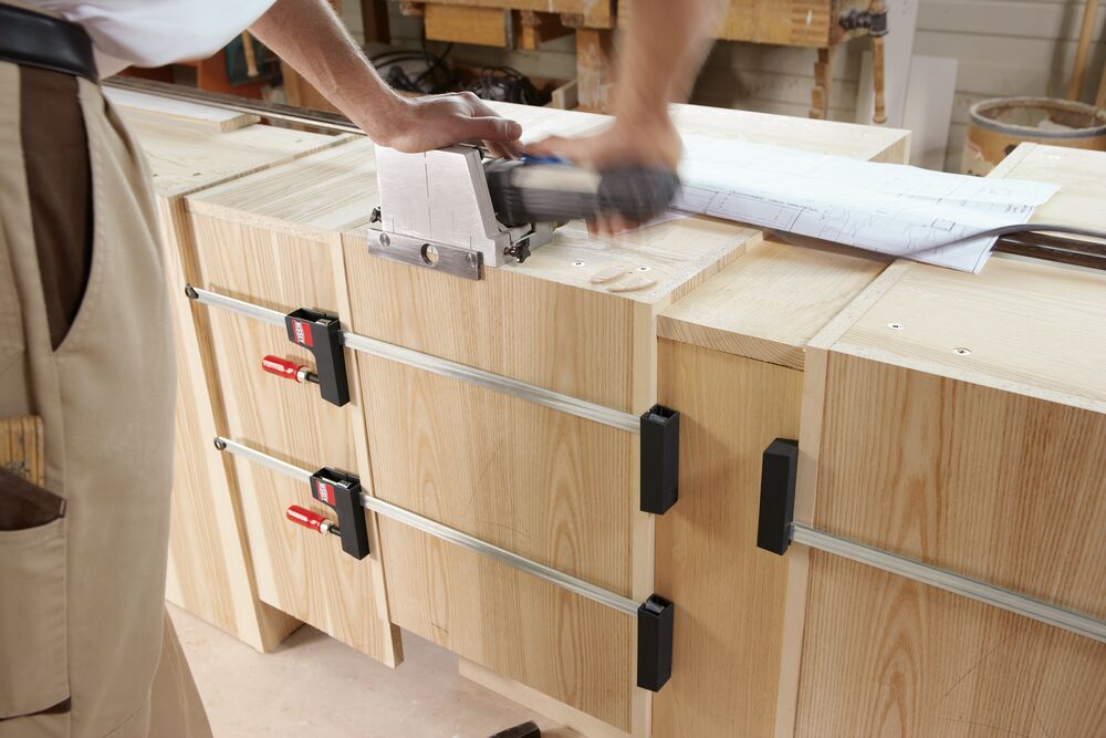Korpusinis spaustuvas BESSEY UniKlamp UK